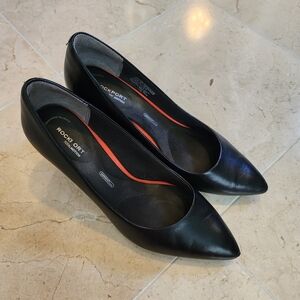 Rockport Black Pointed-Toe Leather Pumps